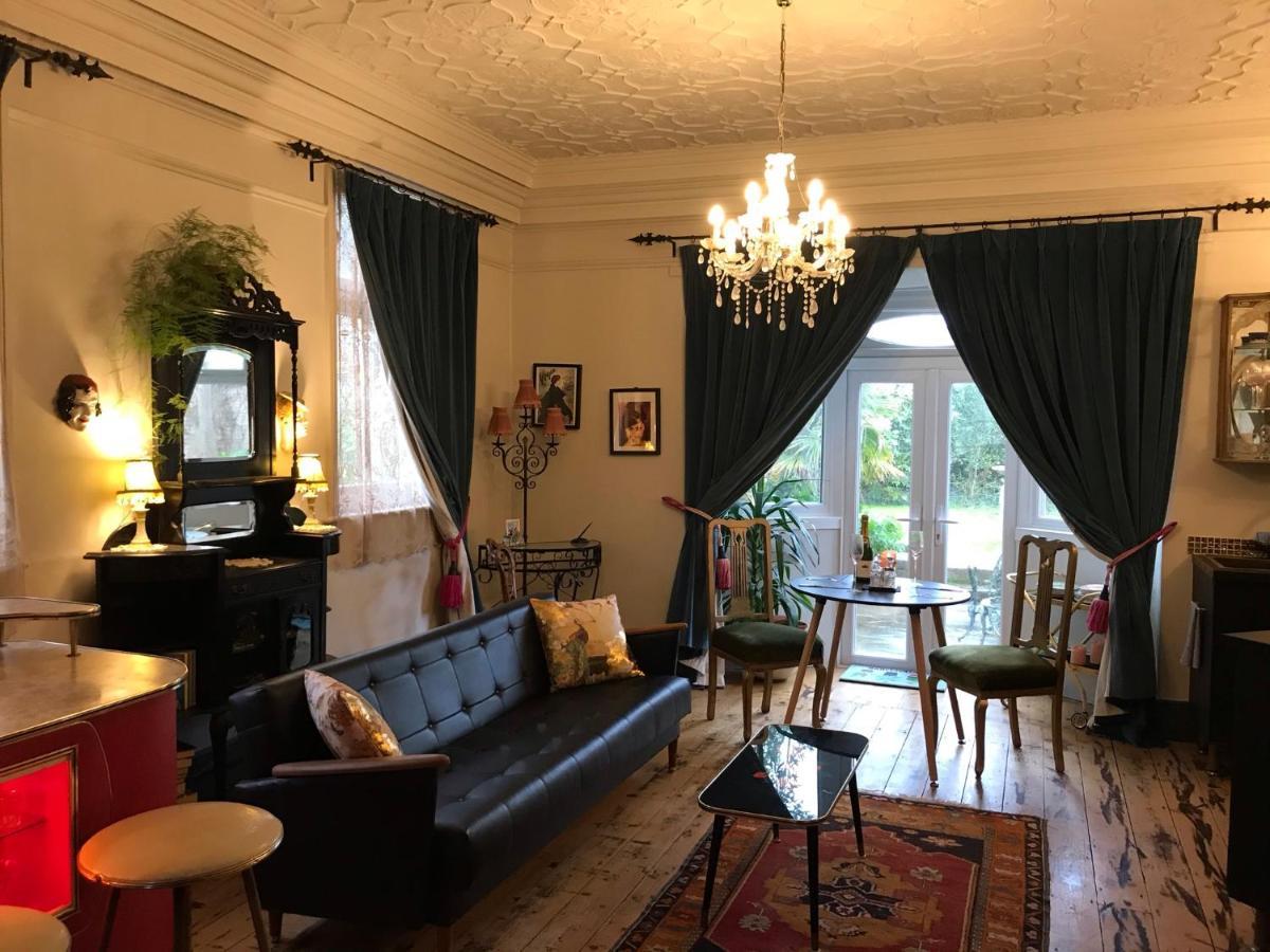 Апартаменты Pretty Victorian Garden Flat Radipole Экстерьер фото